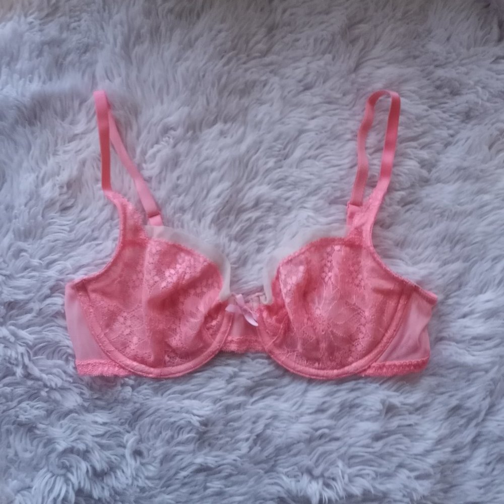 Victoria's Secret Pink Unlined Demi Lace Bra